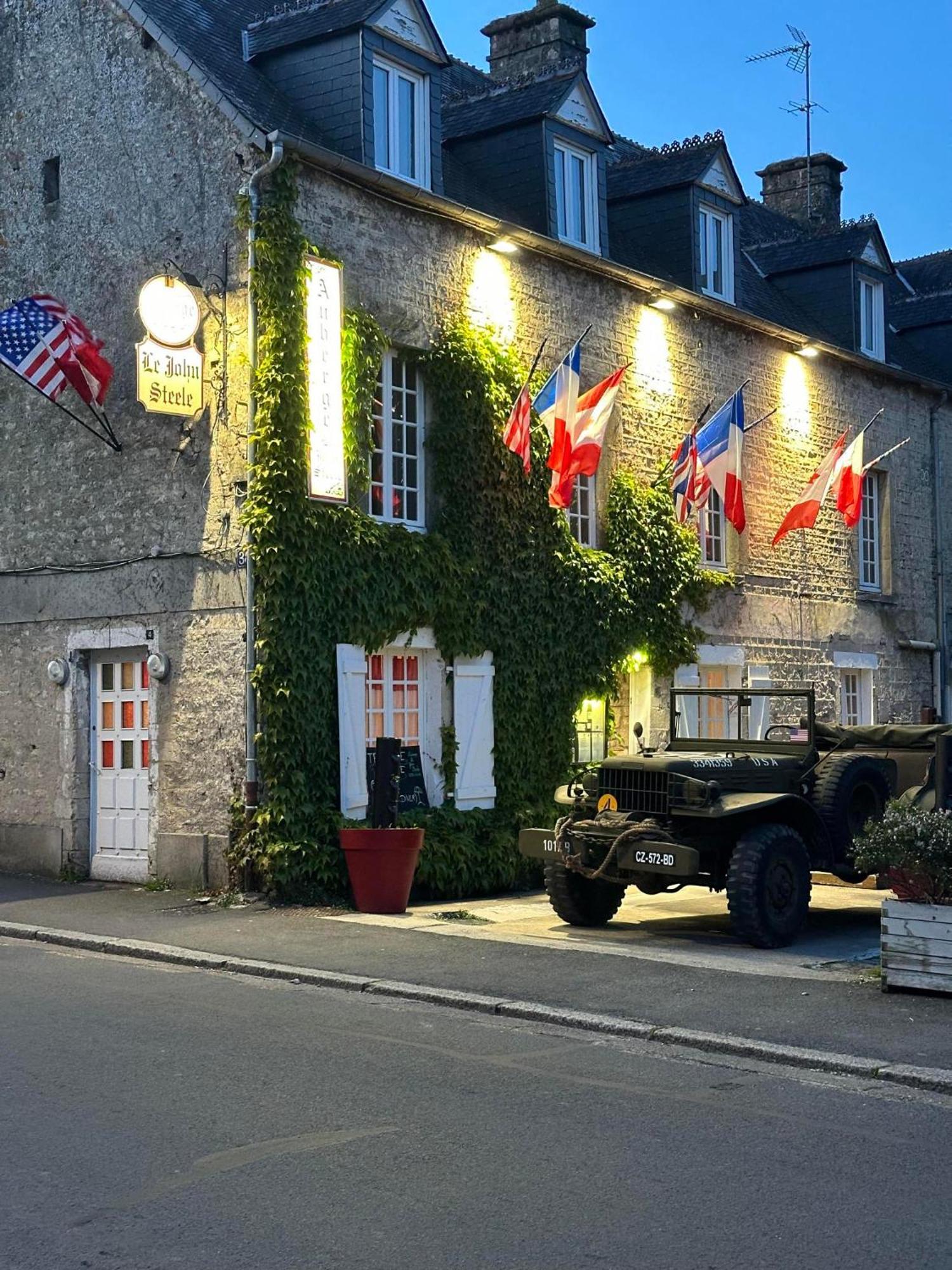 Auberge Le John Steele Sainte-Mère-Église Kültér fotó